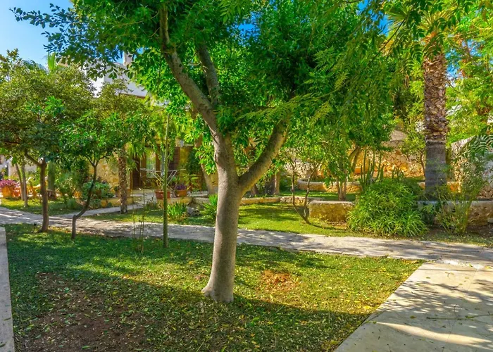 Villa With Garden Shared Pool - 4 Min From Beach
